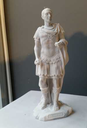 Gaius Julius Sezar Biblo